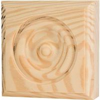 0428664 - 2-3/4X2-3/4 PINE ROSETTE BLOCK