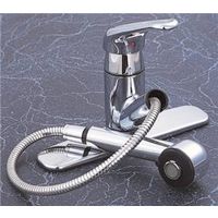 8in. single handle faucet with pullout