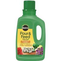Miracle-Gro Pour & Feed Ready-To-Use Plant Food