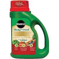 Miracle-Gro Shake 'n Feed 110050 Continuous Release Plant Food