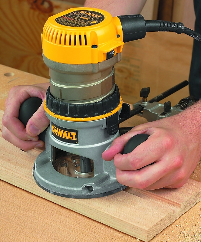 DEWALT DW616 Router, 11 A, 24,500 rpm Load Speed