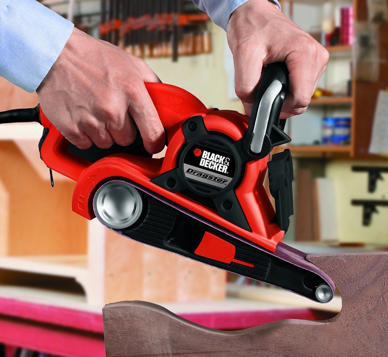 Black+Decker Dragster DS321 Belt Sander, 7 A, 3 x 21 in Belt, Abrasive Belt, 3-Position Handle, 6 ft L Cord