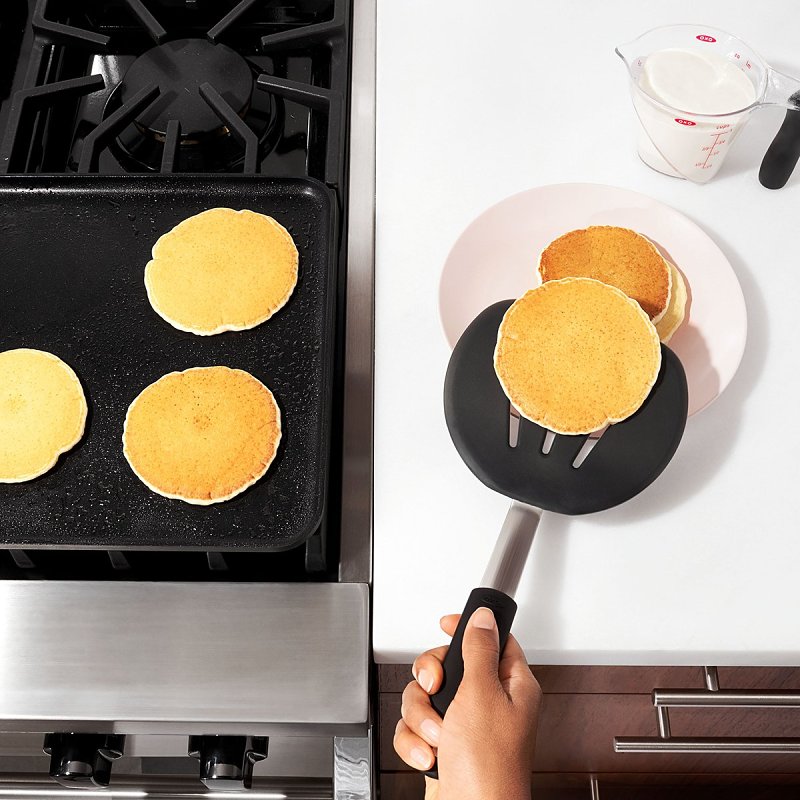 Good Grips 1071533 Pancake Turner, 6 in W Blade, 12 in OAL, Silicone Blade, Black/Silver