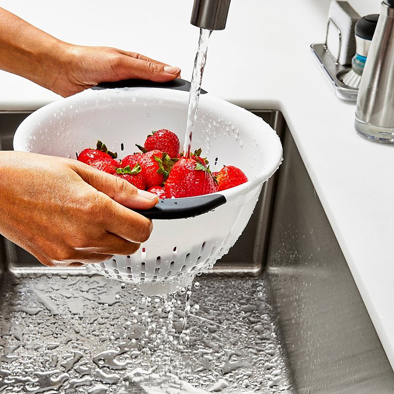 Good Grips 11331000 Colander, 3 qt Capacity, Plastic