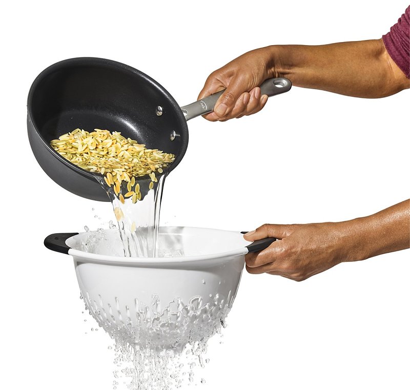 Good Grips 11331000 Colander, 3 qt Capacity, Plastic