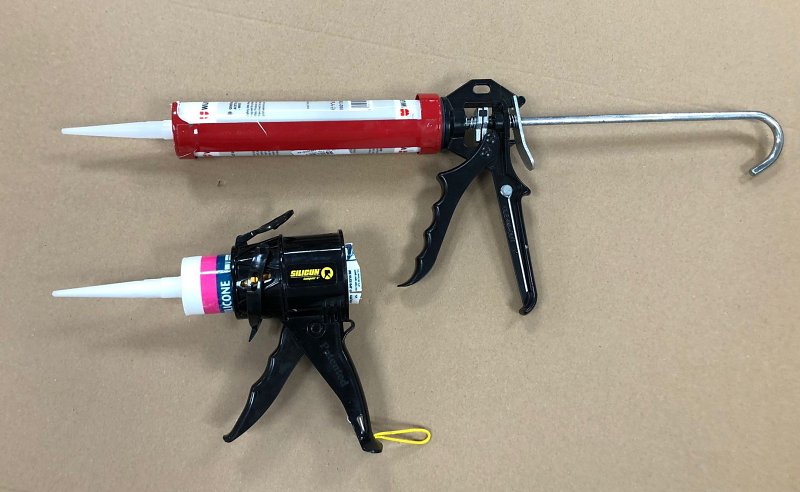 SILIGUN SILIGUN4 Anti-Drip Caulking Gun, 10 oz Cartridge