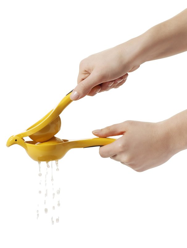 Good Grips 1057962 Citrus Squeezer, 10-1/2 in L, 1-1/2 in W, 4.24 in H, Aluminum