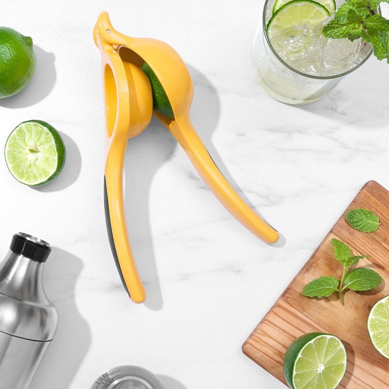 Good Grips 1057962 Citrus Squeezer, 10-1/2 in L, 1-1/2 in W, 4.24 in H, Aluminum