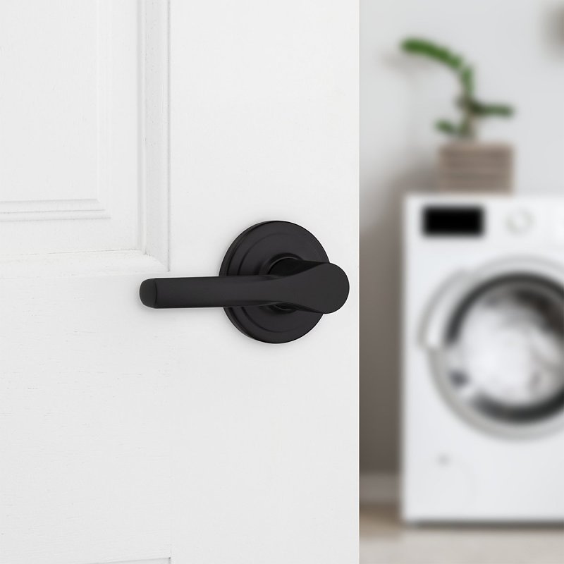 Weiser Elements Henley 9GLC1010-082 Passage Door Handle, Lever Handle, Zinc, Matte Black, Universal Hand