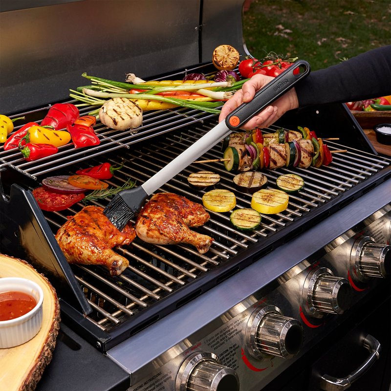 Mr. BAR-B-Q 20163Y Basting Brush, Silicone Bristle, Plastic Handle, Ergonomic Handle, 16.1 in OAL