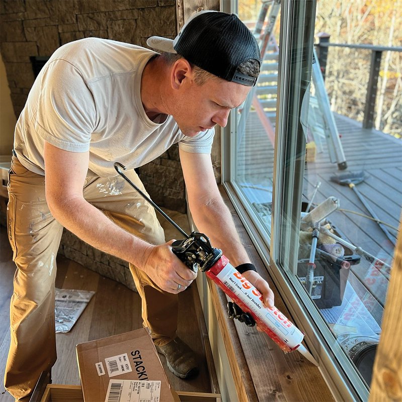 Big Stretch 10080 Elastomeric Sealant, Sandstone, 4 to 5 days Curing, 40 to 120 deg F, 10.5 oz