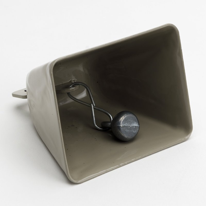 Ideal 7610 Cow Bell, 10LD Bell, Metal, Cream