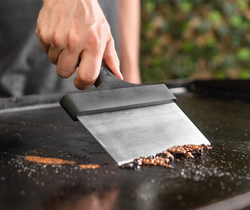 Blackstone 5061 Griddle Scraper, Stainless Steel Blade, Plastic Handle