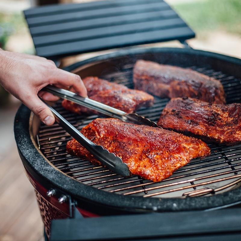 Kamado Joe KJ23RH Charcoal Grill, 245 sq-in Primary Cooking Surface, Red, Side Shelf Included: Yes
