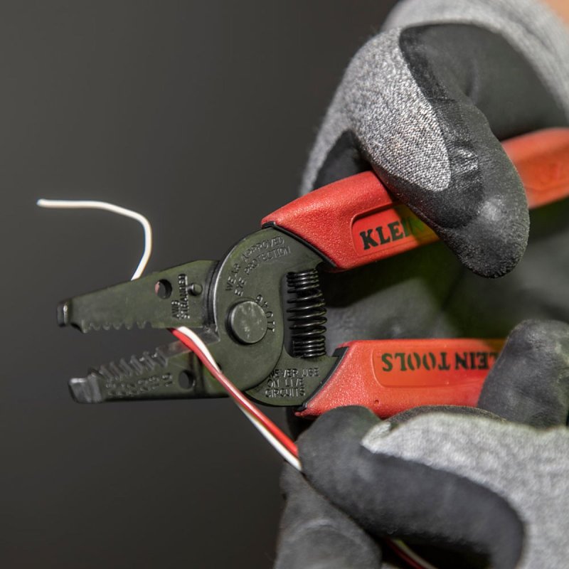 Klein Tools 11046 Wire Stripper, 16 to 26 AWG Wire, 16 to 26 AWG Stripping, 6-1/4 in OAL, Textured Handle