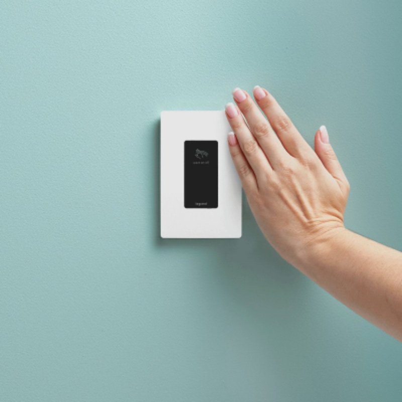 Legrand Wave RSWV203CCV4 Radiant Decorator Switch, 20 A, 120 V, 3-Way, Thermoplastic, Black