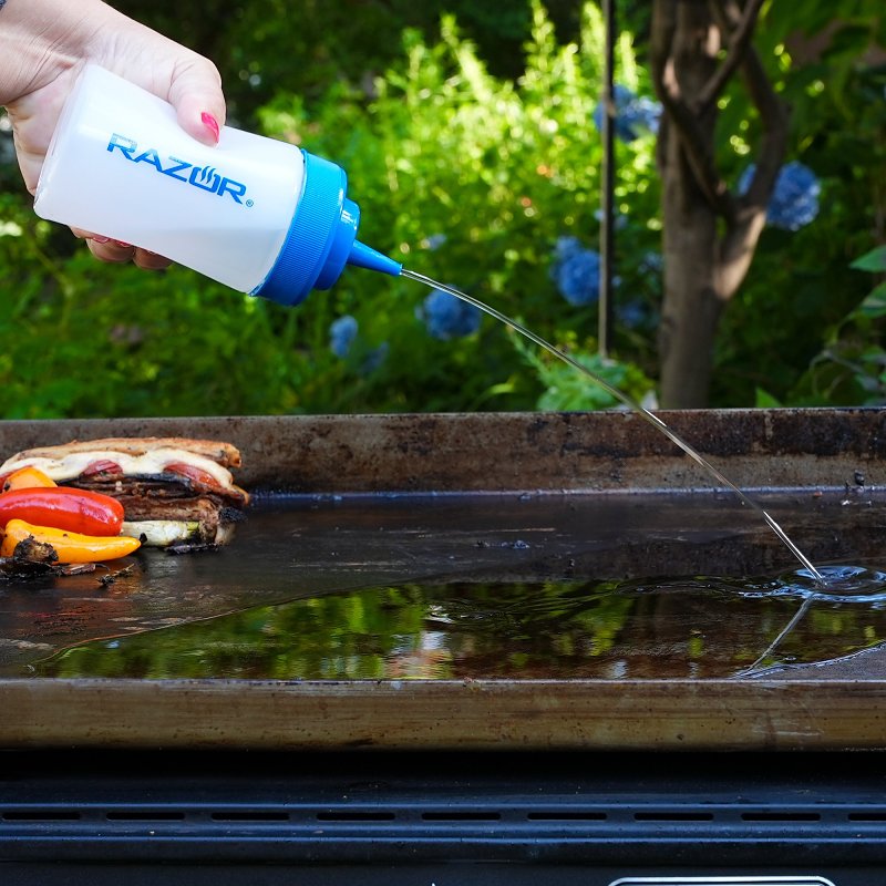 Mr. BAR-B-Q 08824RZ Squeeze Bottle, For: Sauces To Season Foods