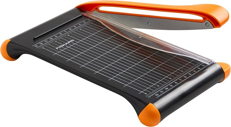 Fiskars 1071228 Paper Trimmer, 9 in L, 8 in W Paper, 8-1/2 in L Cutting