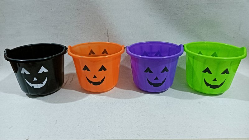 Santas Forest 66002 Candy Bucket Decor, 8.7 in H, Plastic, Assorted, Indoor, Outdoor